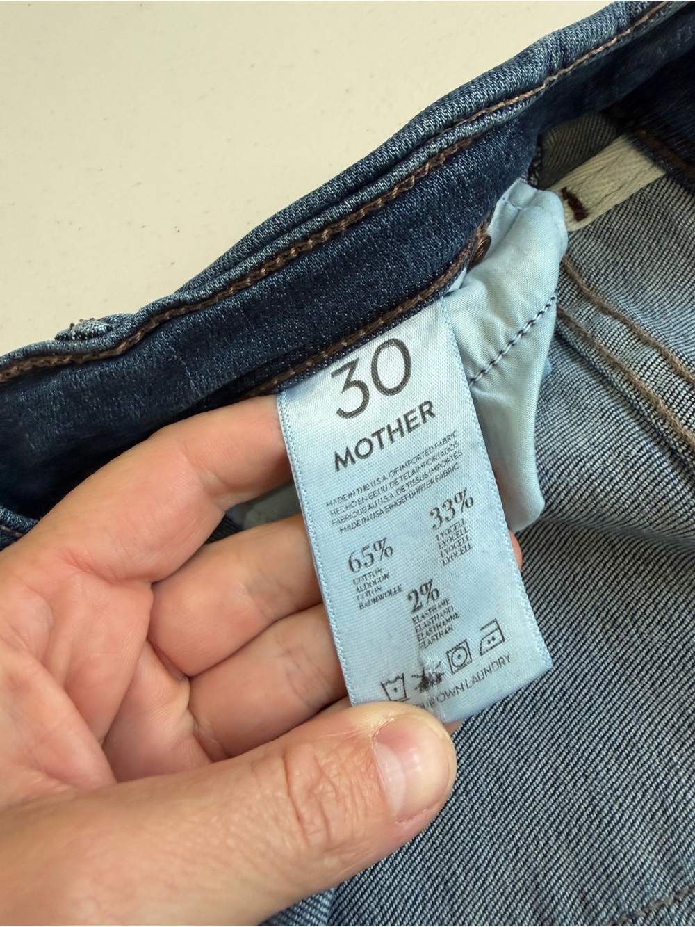 MOTHER The Daydreamer Tempted Again Bootcut Jeans Size 30 - Picture 5 of 10